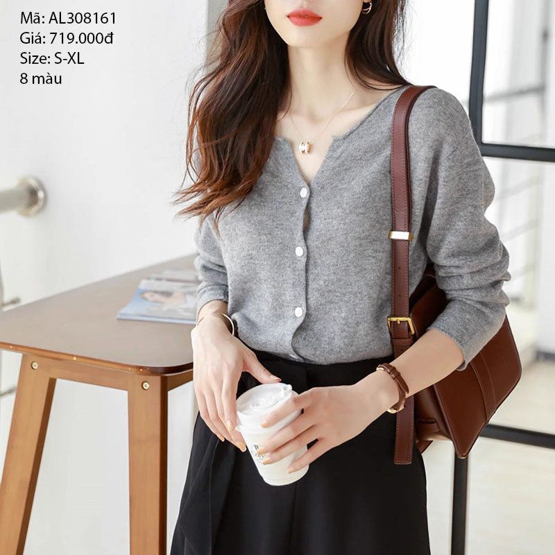 Áo len dài tay cổ tim có khuy cài - AL308161